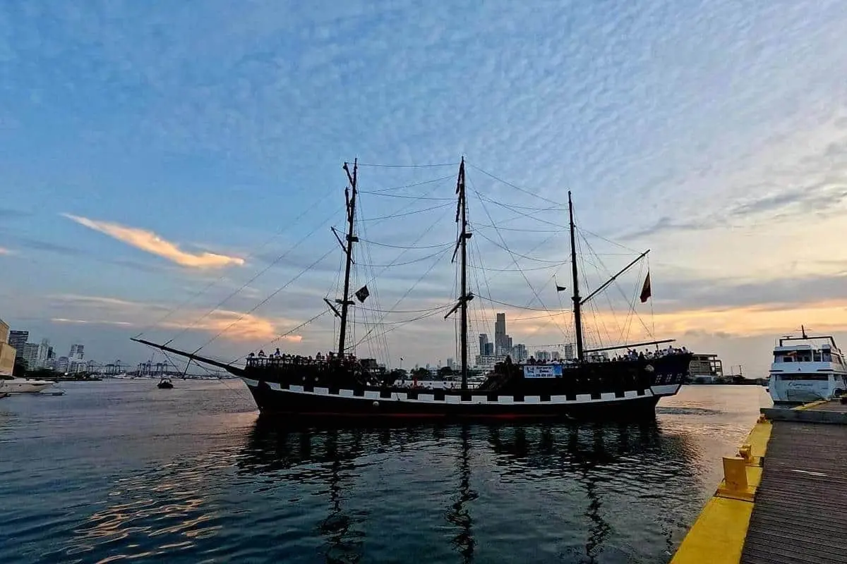 Barco Pirata Pathom